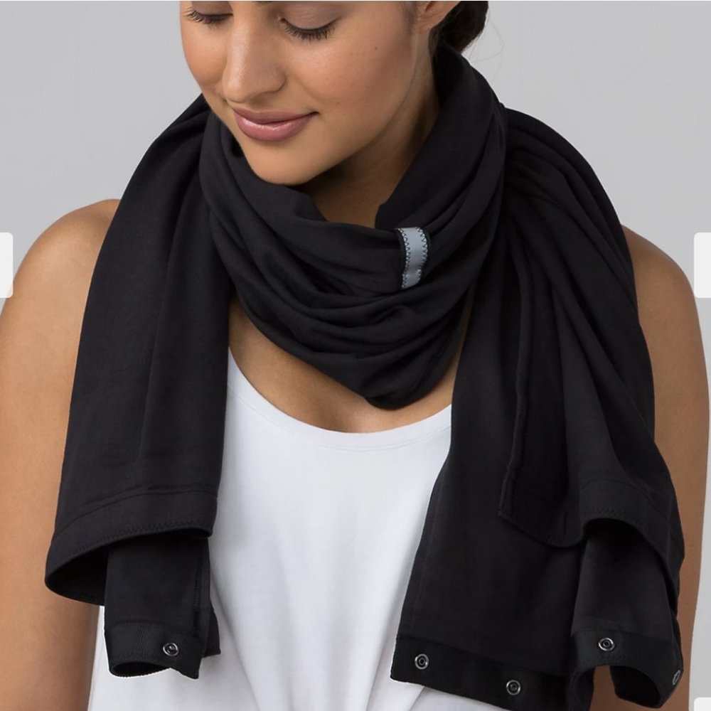 Lululemon Vinaysa Scarf Rulu
